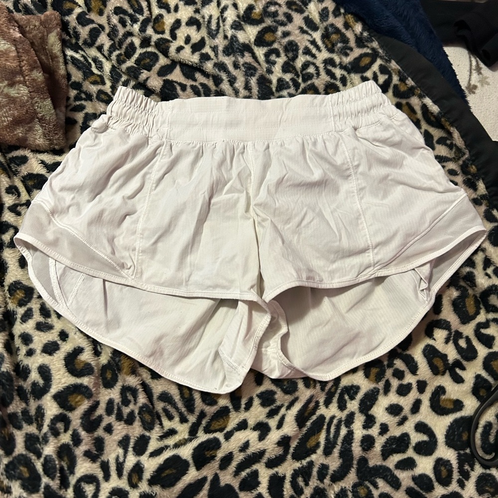 white hotty hots 2.5 inch low rise